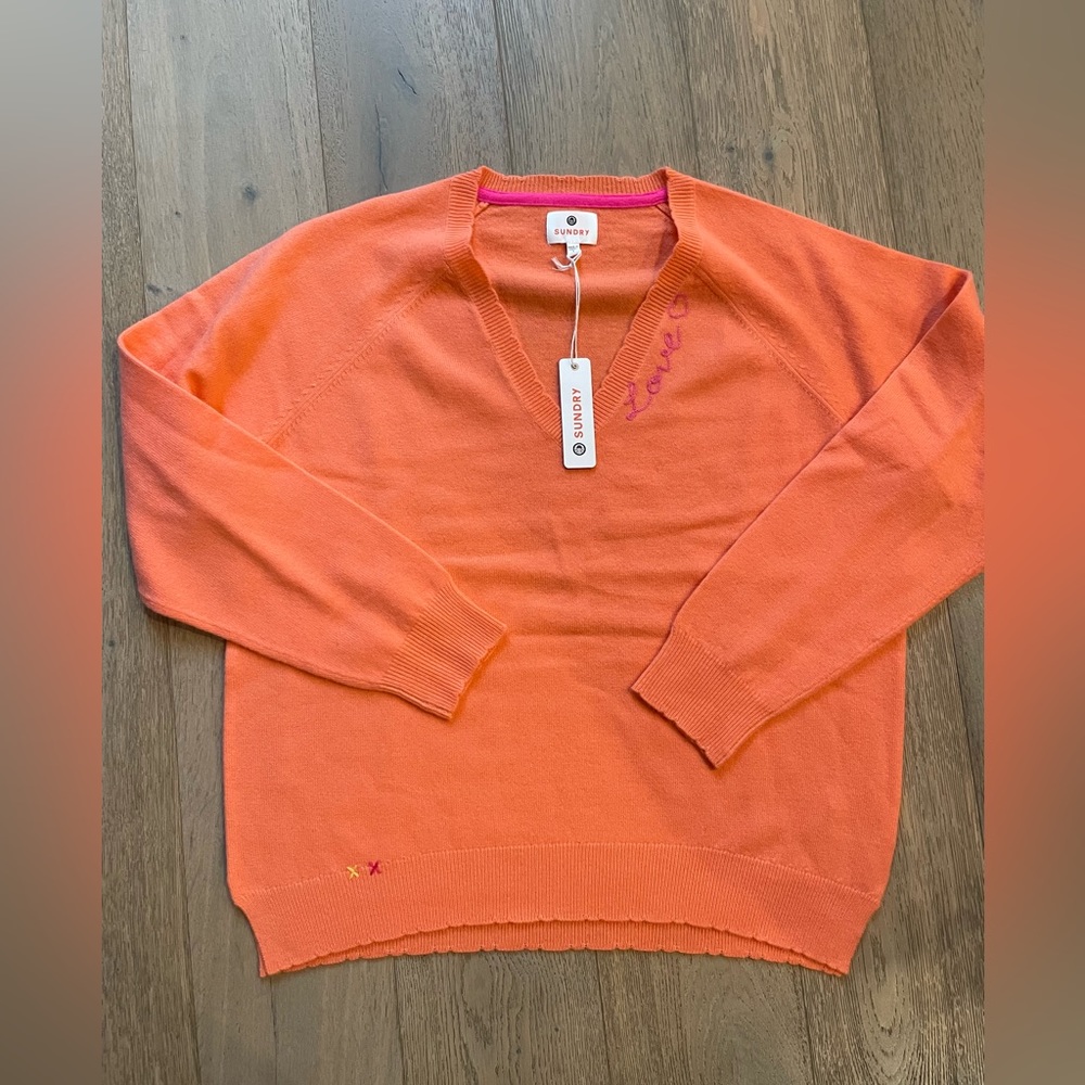 Sundry coral v neck sweater NWT